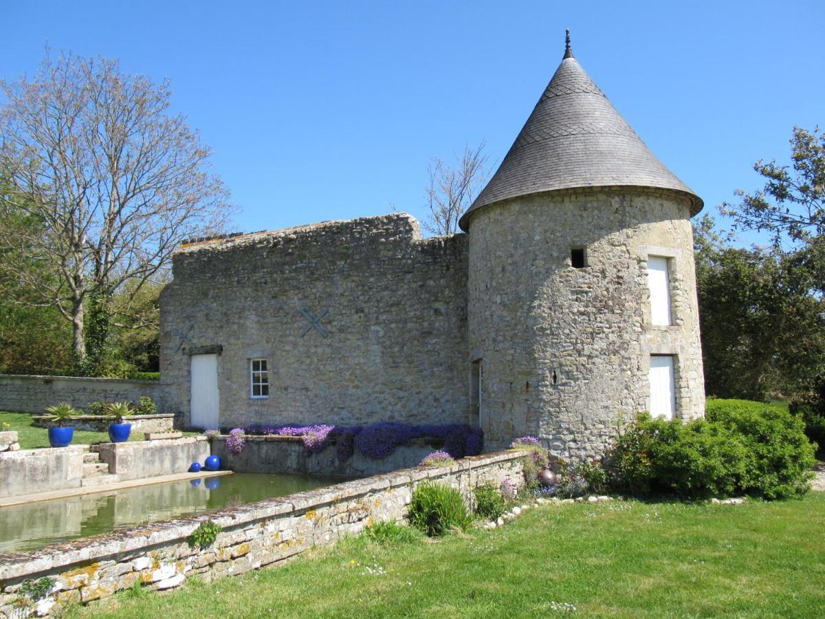 Manoir De Conjon Bed & Breakfast Crouay Exterior photo